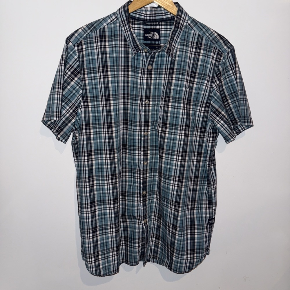 The North Face Mens XL Short Sleeve Button Down Blue Plaid Shirt